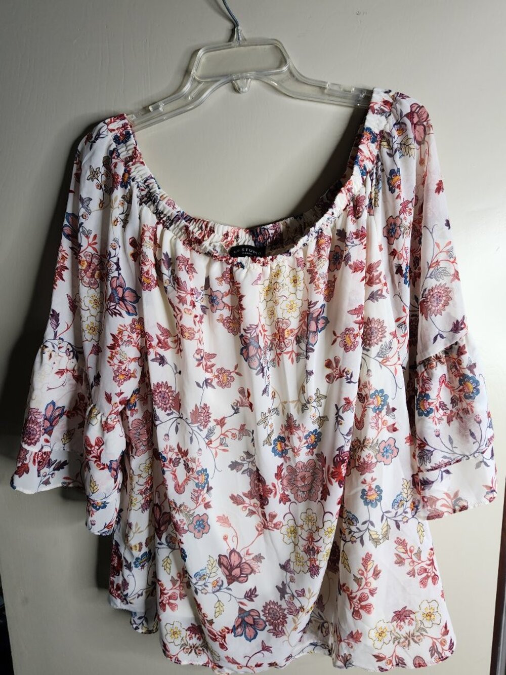 I.N. Studio 2X Cream Floral Off‑The‑Shoulder Top – Fully Lined